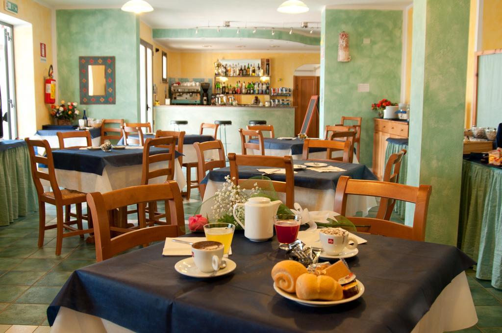Appartamenti Abbaidda 2 Valledoria Szoba fotó